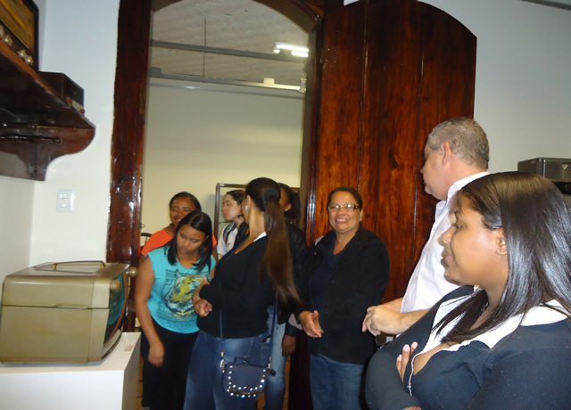 http://muspam.com.br/images/phocagallery/acao_educativa_cultural_monitoria/2014/senac-curso-recepcao-meios-hospedagem-07102014/4.jpg