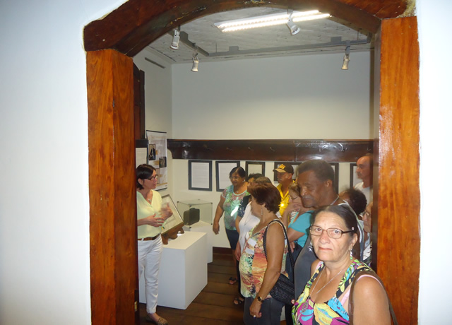 http://muspam.com.br/images/phocagallery/acao_educativa_cultural_monitoria/2015/centro-convivencia-idosos-22052015/9.jpg