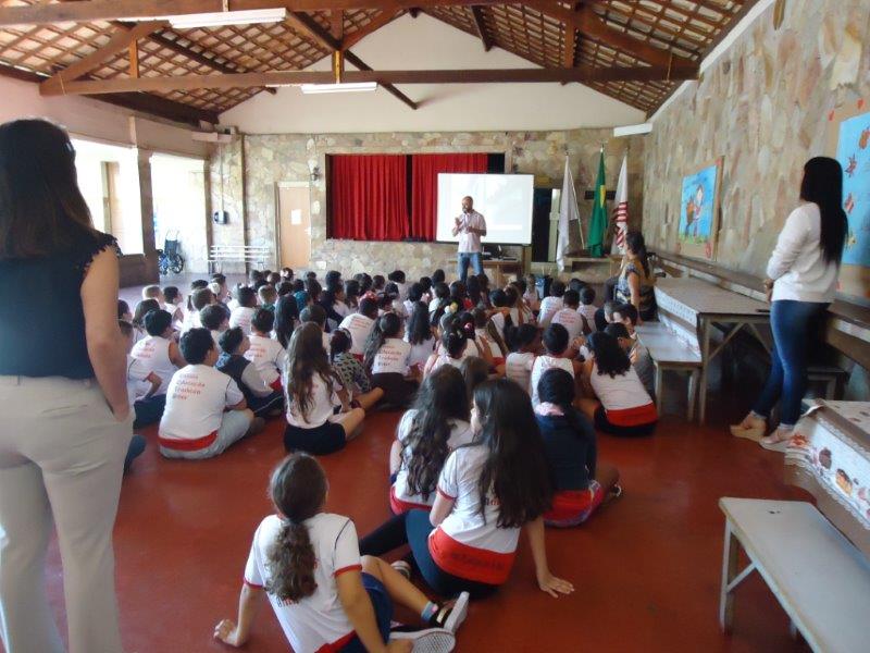 http://muspam.com.br/images/phocagallery/acao_educativa_cultural_monitoria/2018/projeto-o-museu-visita-a-sua-escola-2018/ee-torquato-de-almeida-4anos-ens-fund-03102018/1.jpg