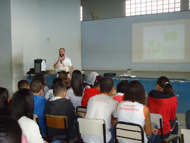 http://muspam.com.br/images/phocagallery/acao_educativa_cultural_monitoria/2018/projeto-o-museu-visita-a-sua-escola-2018/em-prof-izaltina-mendonca-meireles-7-8-e-9anos-ens-fund-31102018/5.jpg