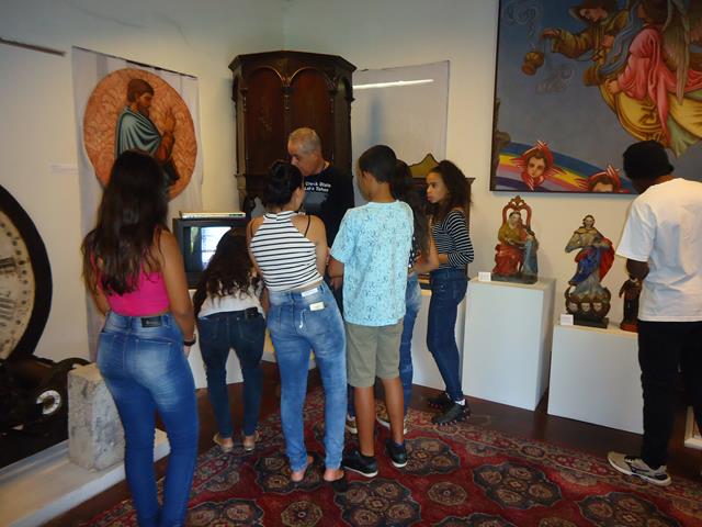 http://muspam.com.br/images/phocagallery/acao_educativa_cultural_monitoria/2018/promaf-tavares-10a14anos-sociorientador-washington-ferreira-27092018/7.jpg