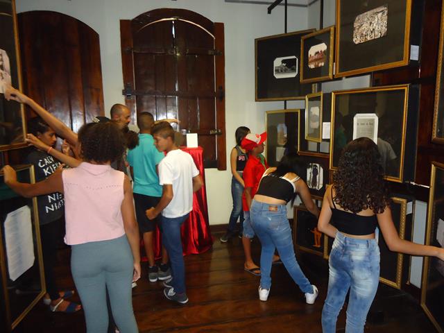 http://muspam.com.br/images/phocagallery/acao_educativa_cultural_monitoria/2018/promaf-tavares-10a14anos-sociorientador-washington-ferreira-27092018/8.jpg