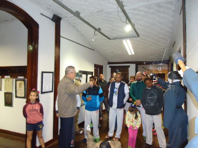 http://muspam.com.br/images/phocagallery/acao_educativa_cultural_monitoria/2019/grupo-abada-capoeira-prof-robert-willian-roner-07062019/16.jpg