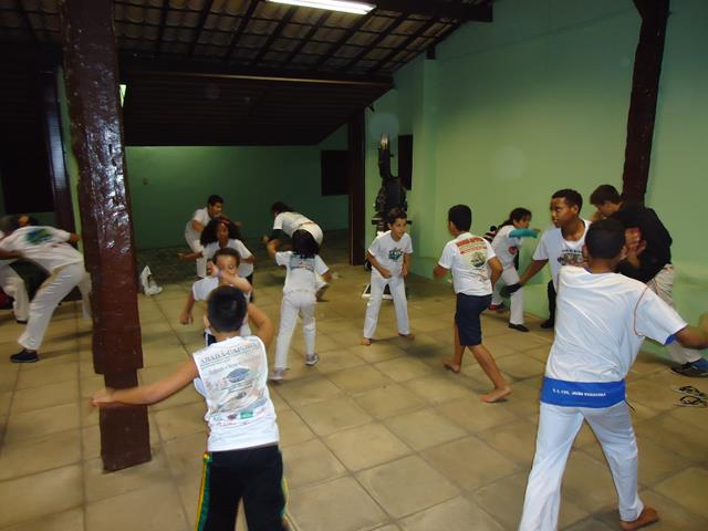 http://muspam.com.br/images/phocagallery/acao_educativa_cultural_monitoria/2019/grupo-abada-capoeira-prof-robert-willian-roner-07062019/28.jpg