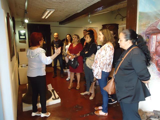 http://muspam.com.br/images/phocagallery/promocoes/2018/palestra-conhecendo-nosso-museu-semeando-historia-12primavera-museus-21092018/19.jpg