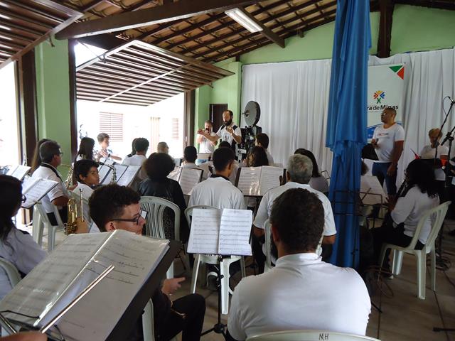 http://muspam.com.br/images/phocagallery/promocoes/2019/ensaio-aberto-banda-sta-cecilia-e-corais-08122019/6.jpg